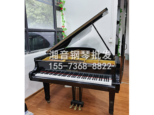 三益钢琴